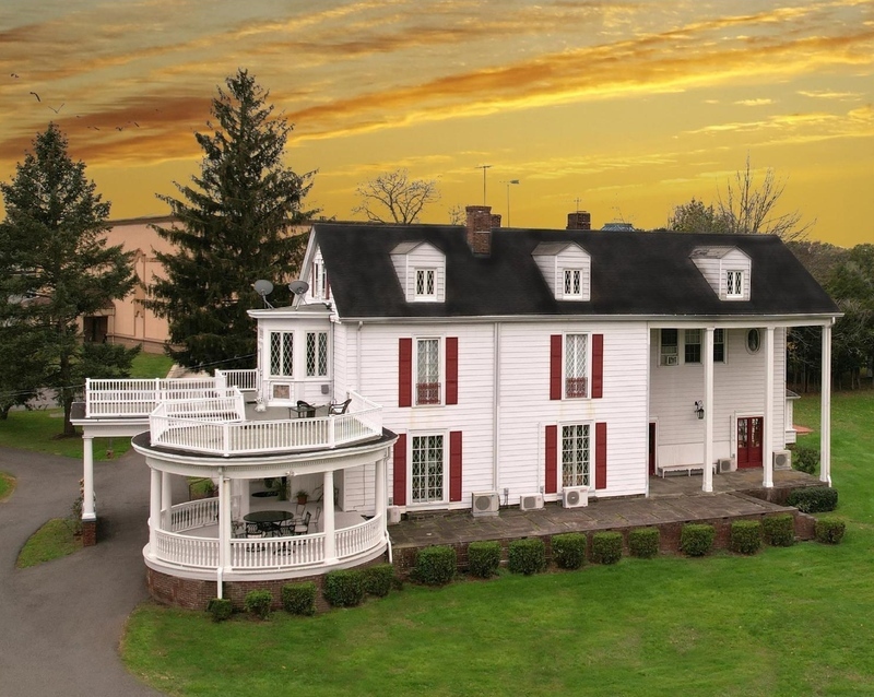 View of the Hetherington House (now the St. Sophia Seminary building of the Ukrainian Orthodox Church of the USA)